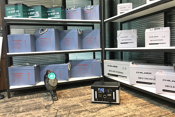 Naudokite 700 W išmaniosios nešiojamos elektrinės svetainę